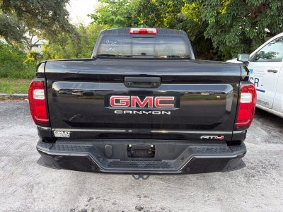 2024 GMC Canyon AT4