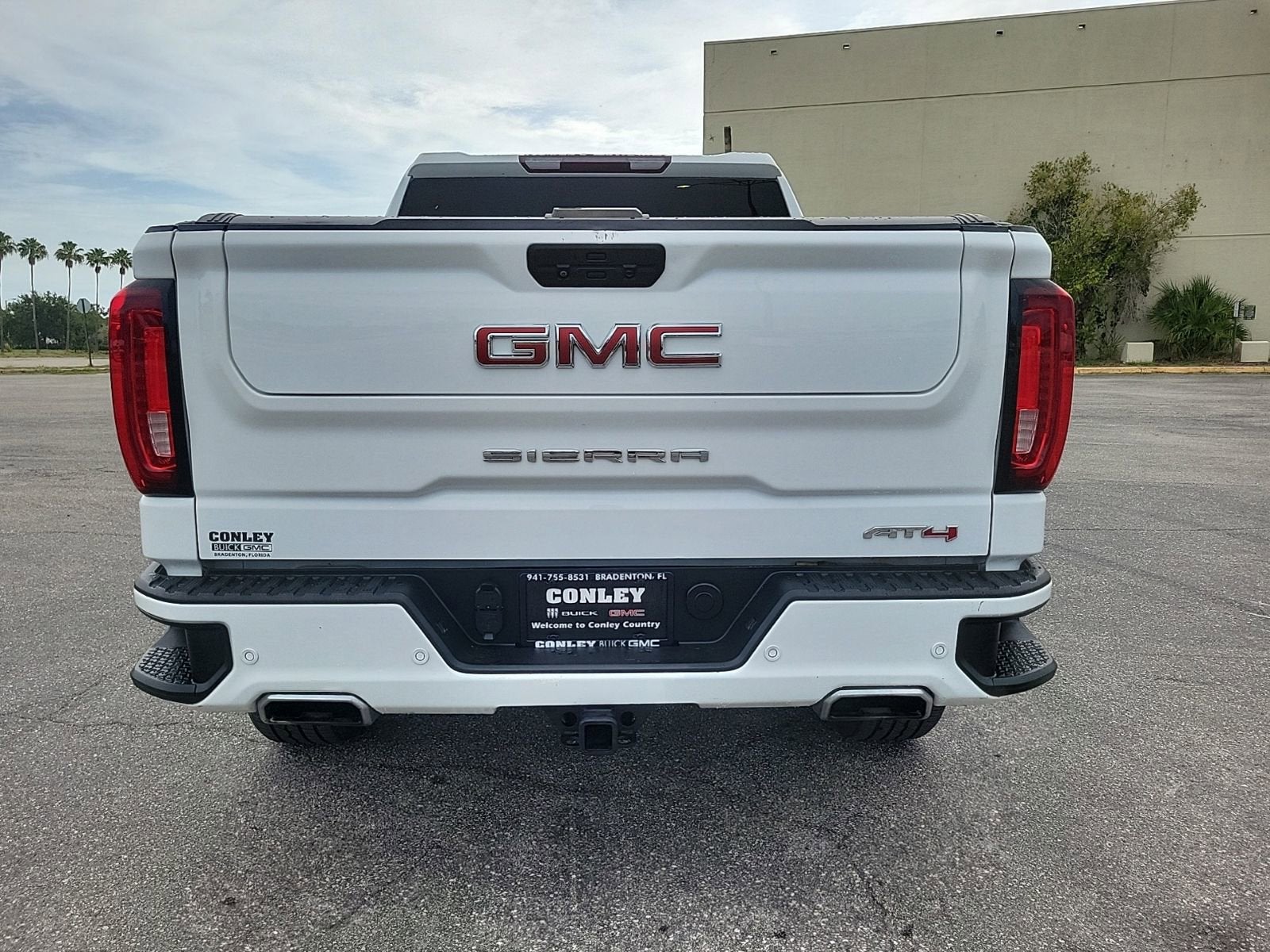 2021 GMC Sierra 1500 AT4