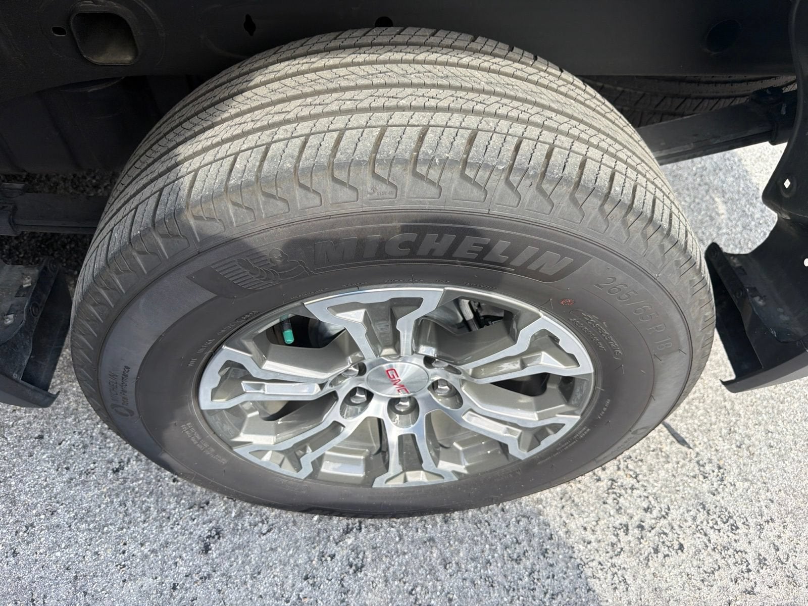 2025 GMC Sierra 1500 SLE