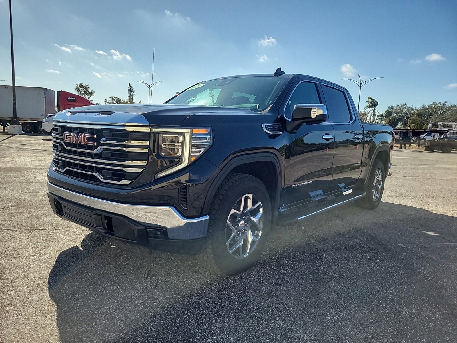 2022 GMC Sierra 1500 SLT