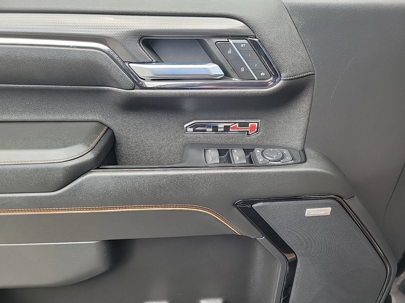 2023 GMC Sierra 1500 AT4
