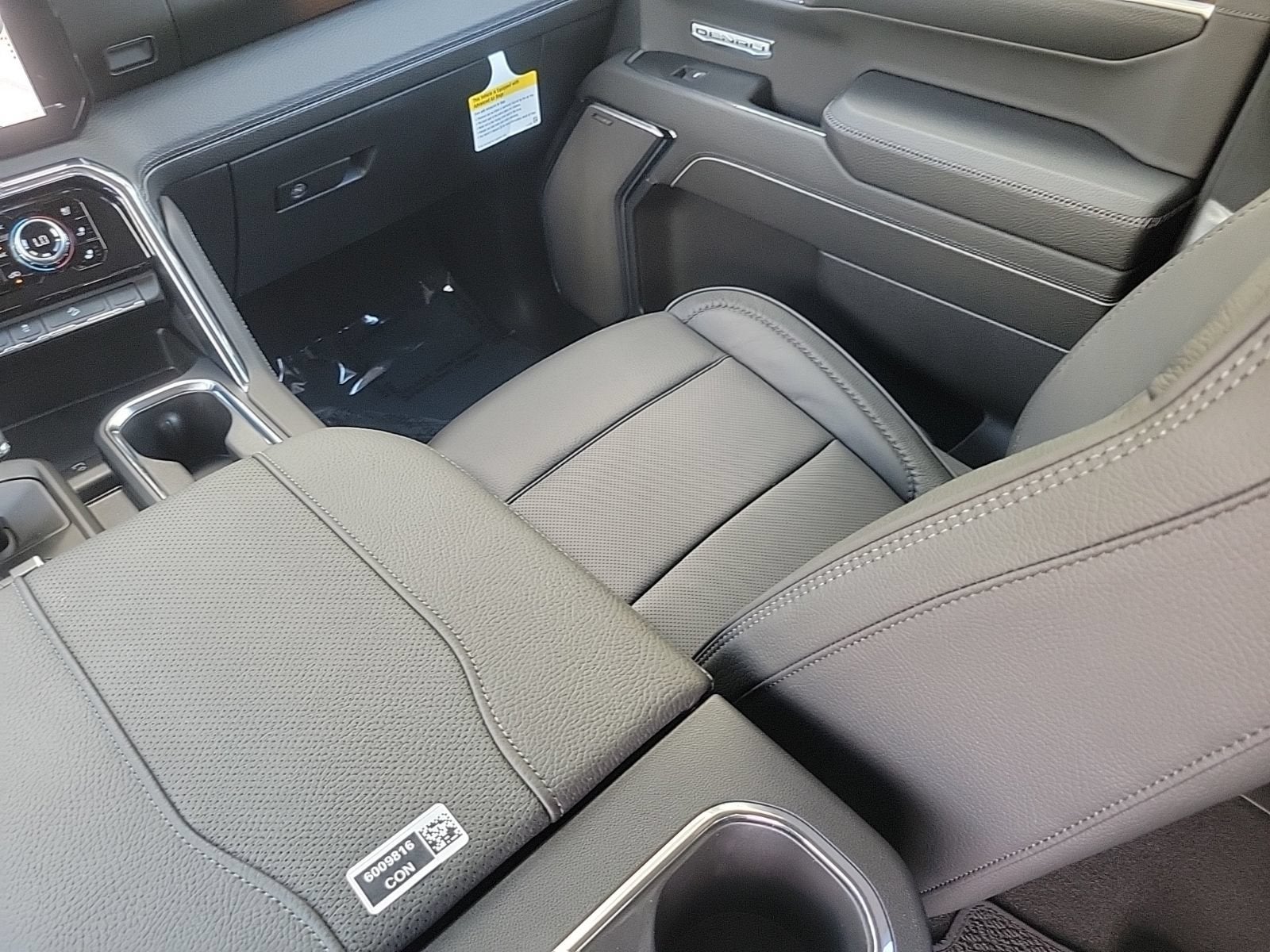 2026 GMC Sierra 1500 Denali - Photo 14