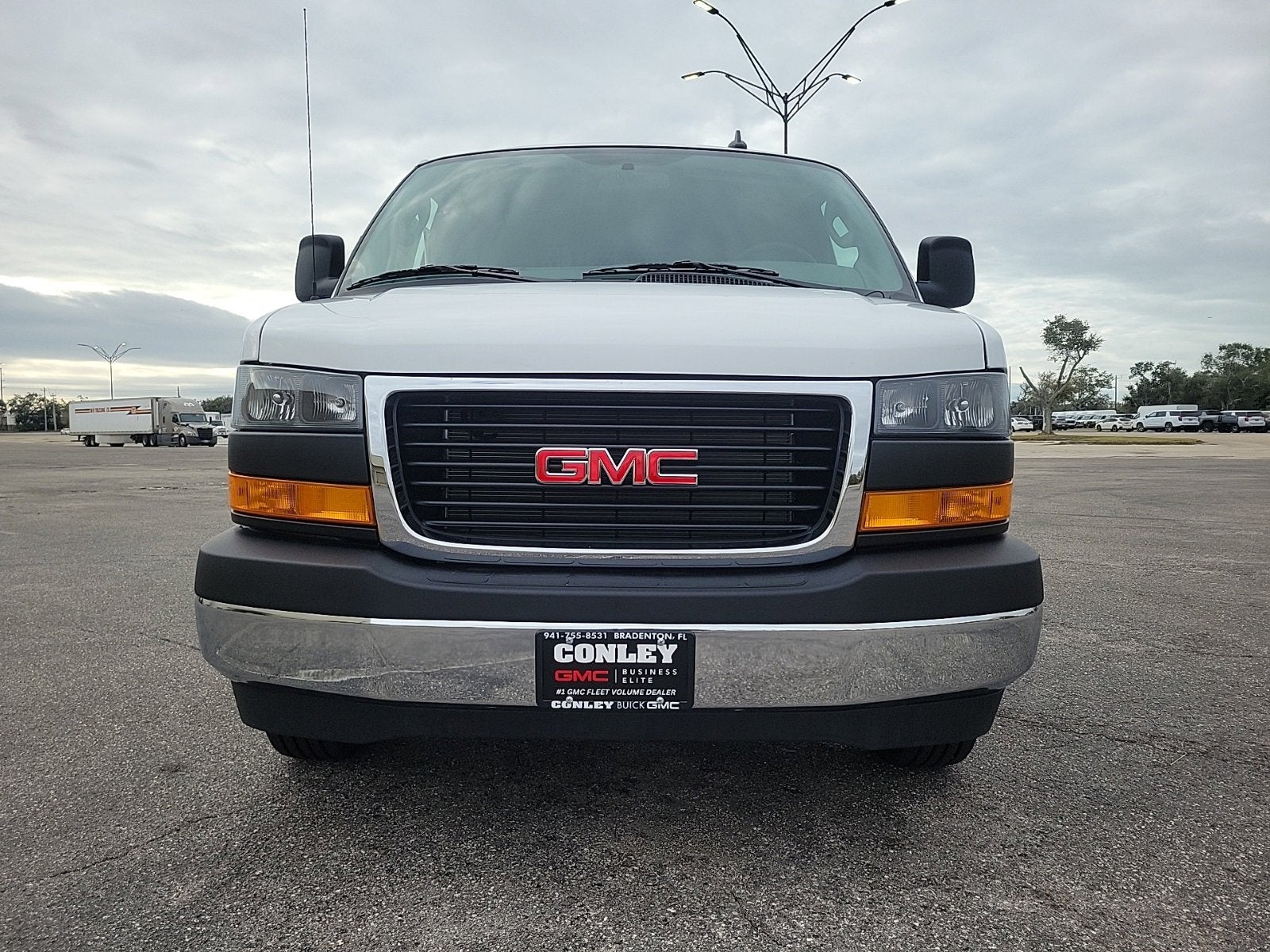 2025 GMC Savana Cargo 2500 Work Van