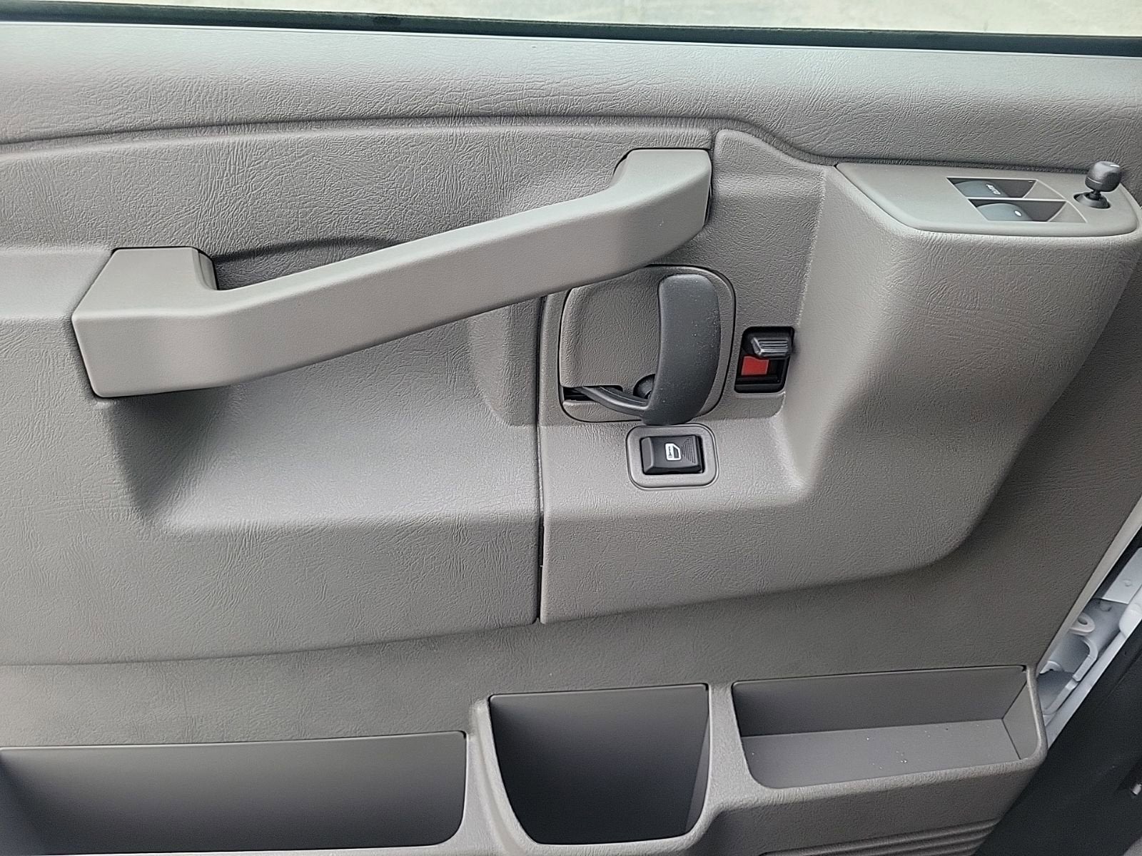 2025 GMC Savana Cargo Work Van