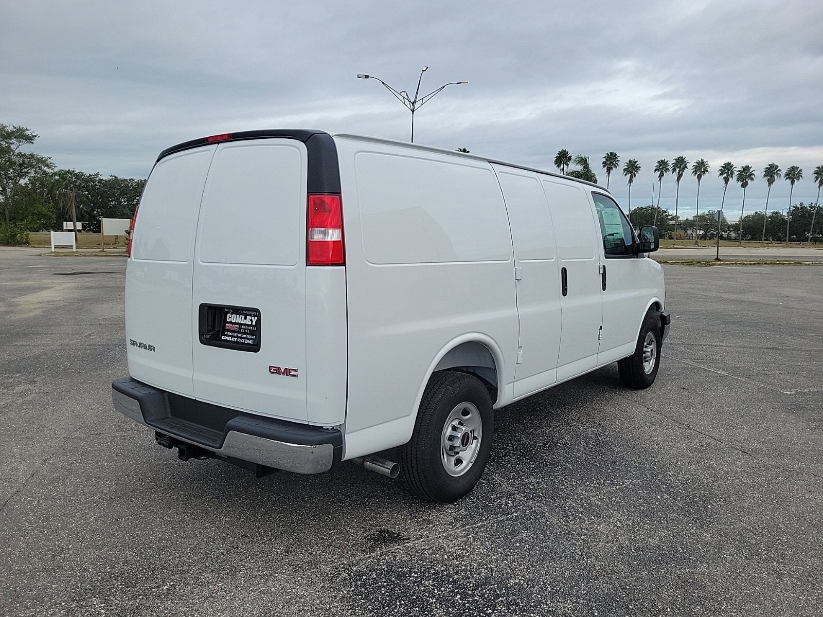 2025 GMC Savana Cargo 2500 Work Van