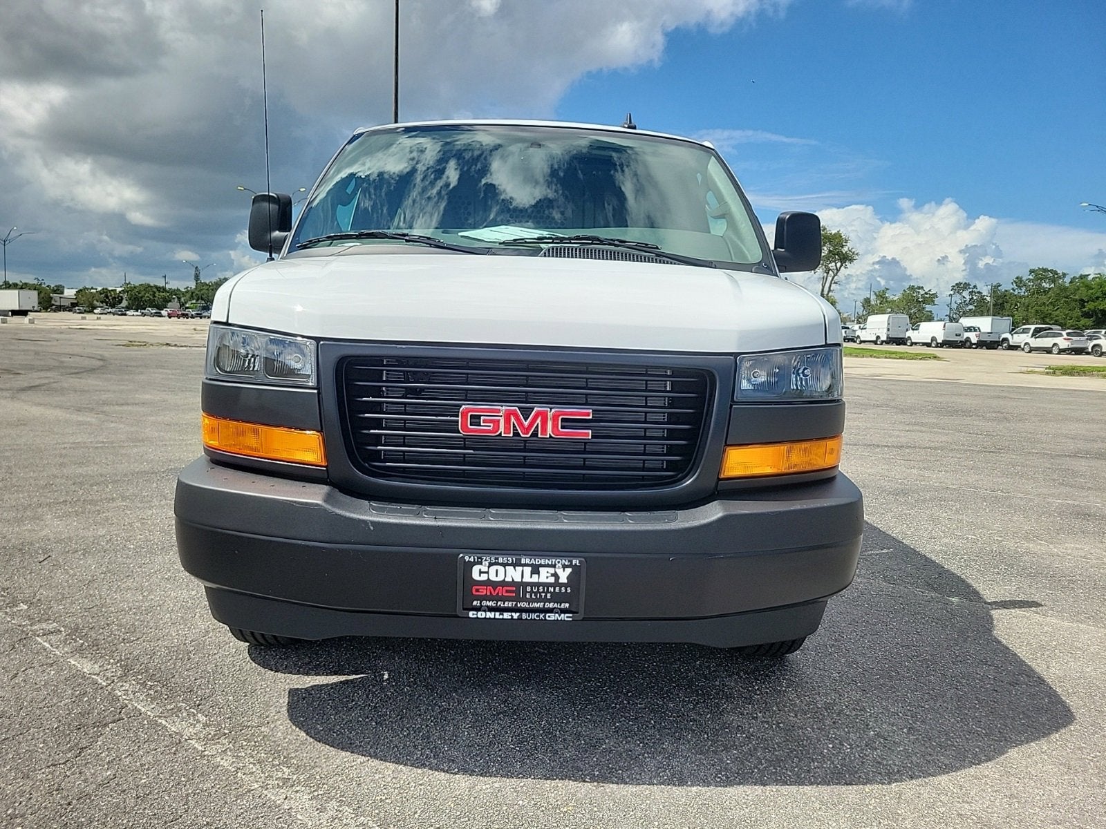 2025 GMC Savana Cargo 2500 Work Van
