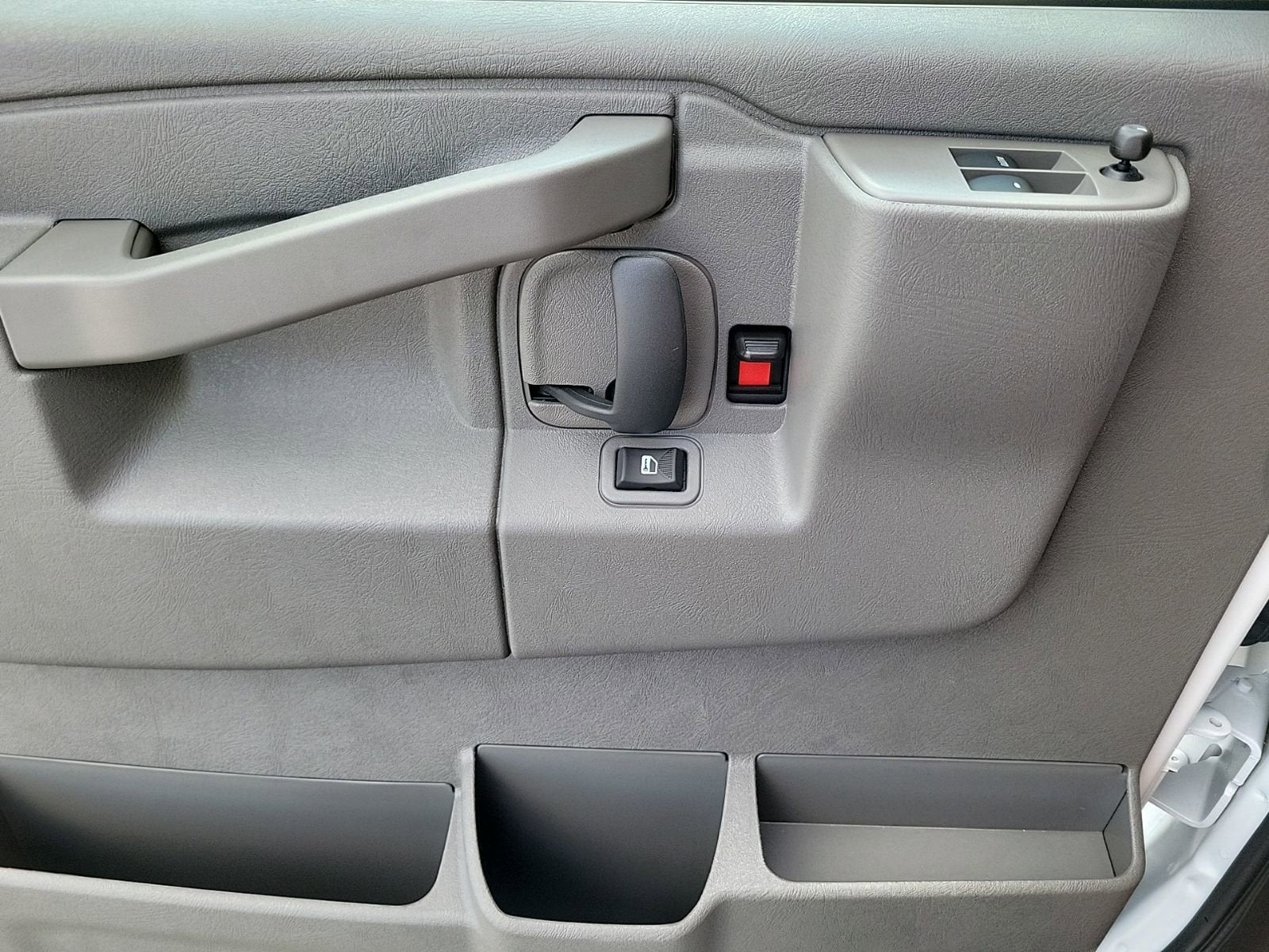 2025 GMC Savana Cargo Work Van