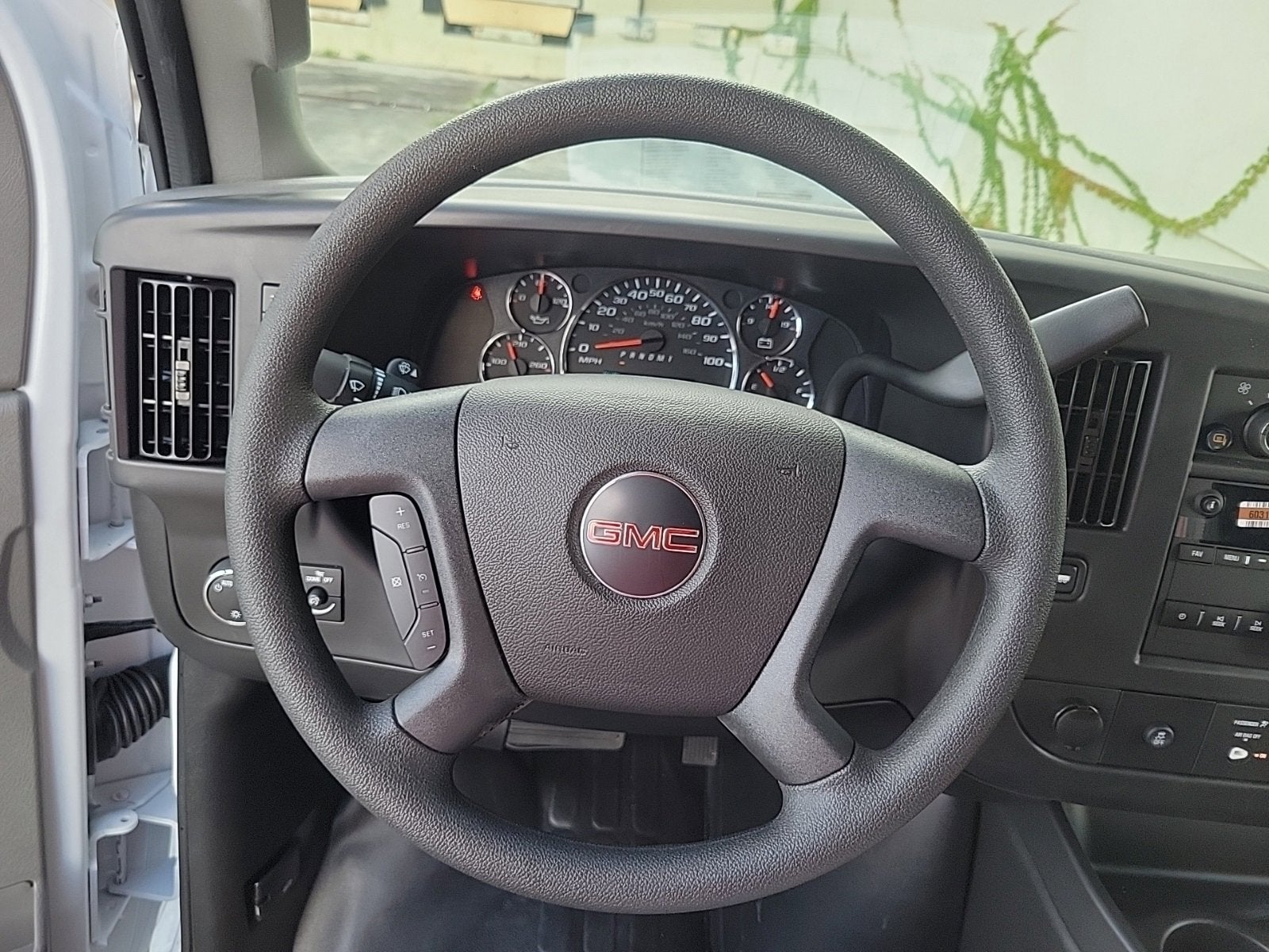 2025 GMC Savana Cargo 2500 Work Van