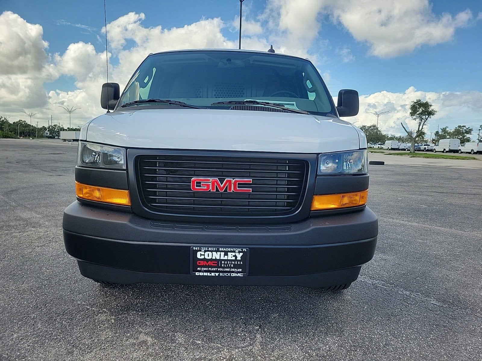 2025 GMC Savana Cargo 2500 Work Van