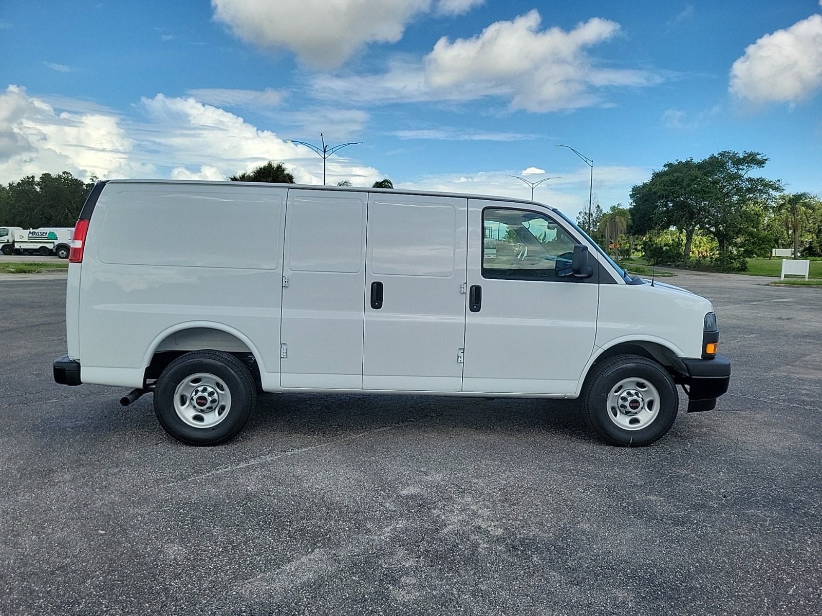 2025 GMC Savana Cargo 2500 Work Van