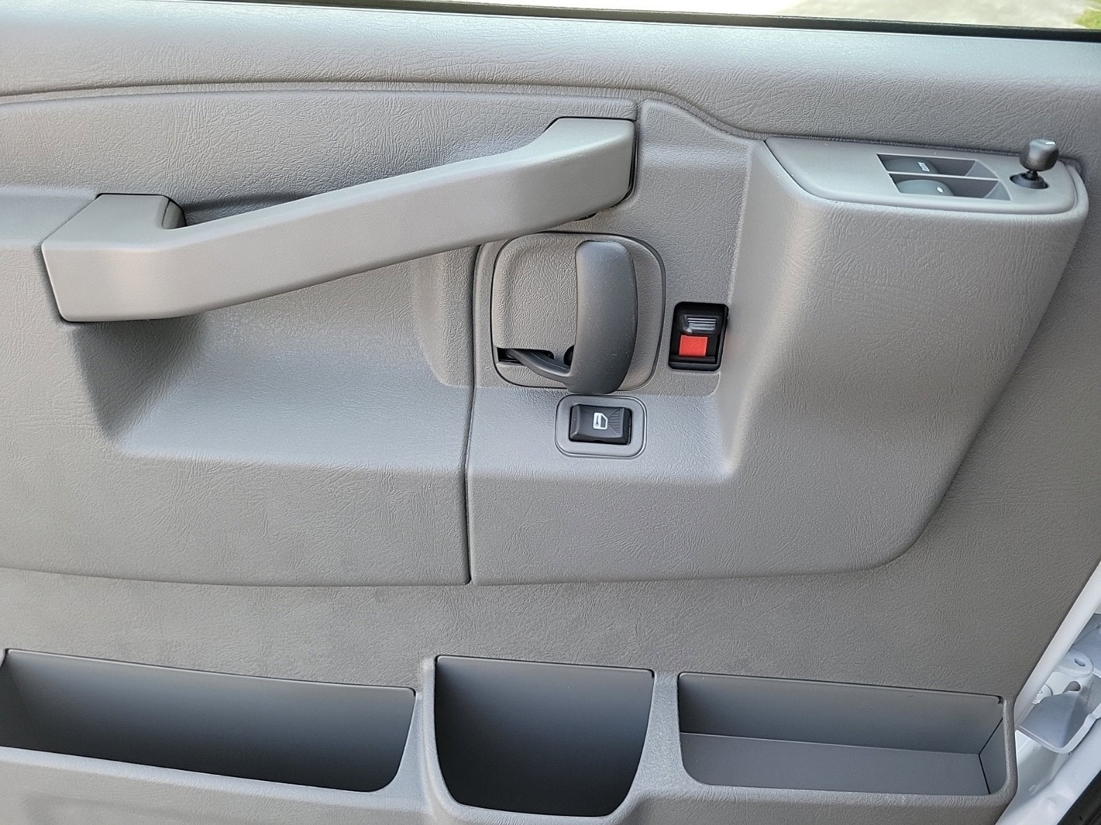 2025 GMC Savana Cargo 2500 Work Van