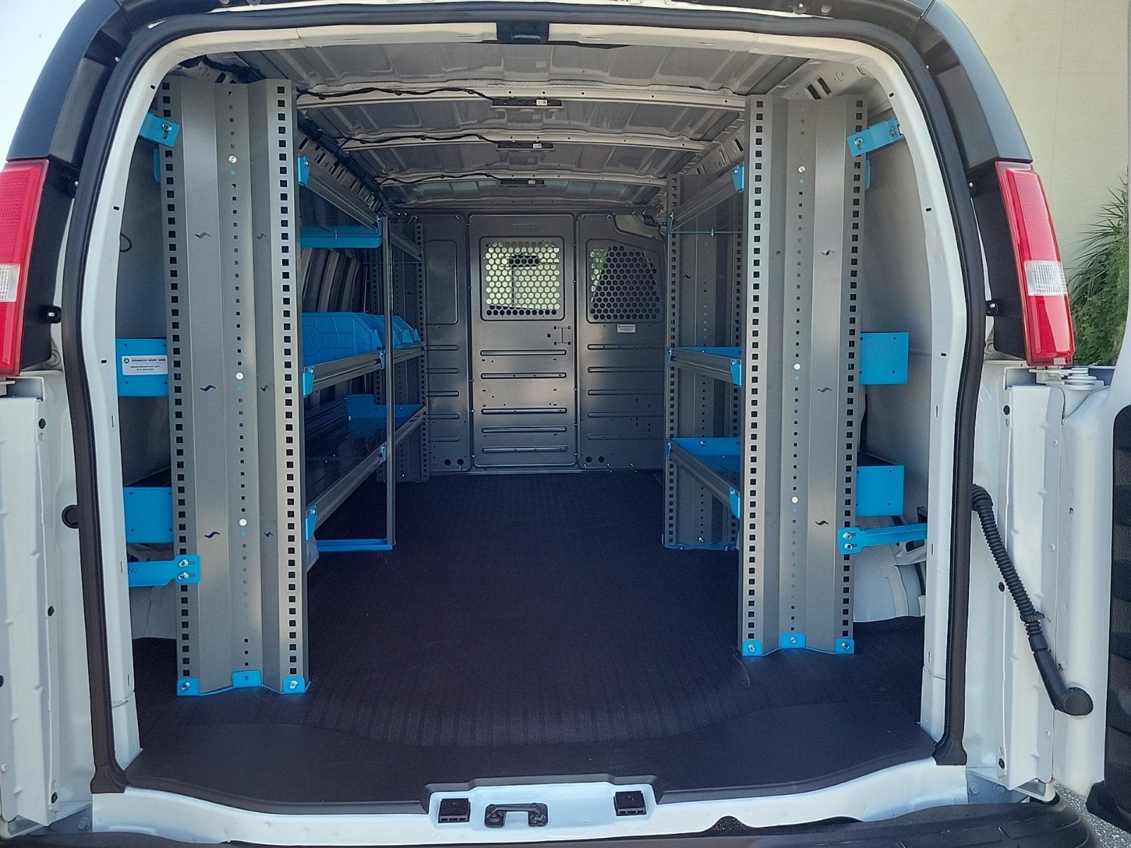 2025 GMC Savana Cargo 2500 Work Van