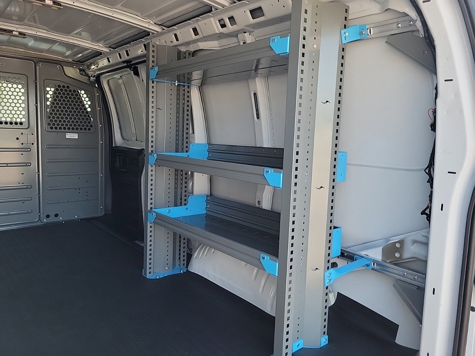 2025 GMC Savana Cargo 2500 Work Van