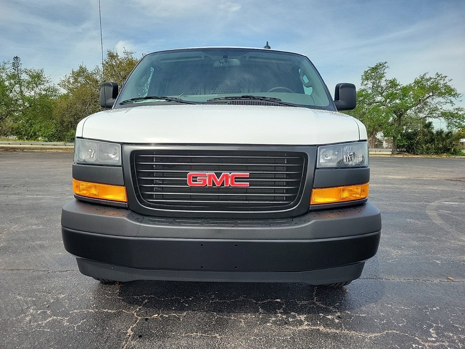 2025 GMC Savana Cargo 2500 Work Van