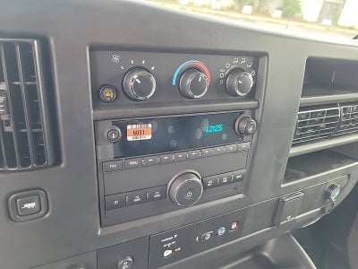 2025 GMC Savana Cargo 2500 Work Van