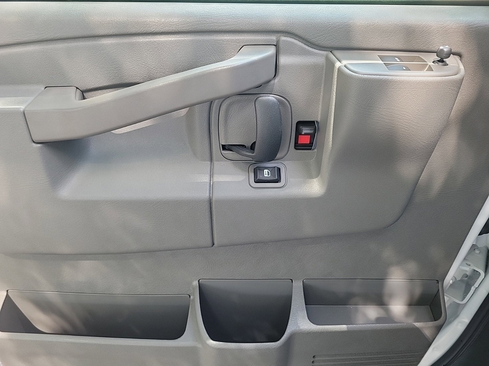 2025 GMC Savana Cargo 2500 Work Van