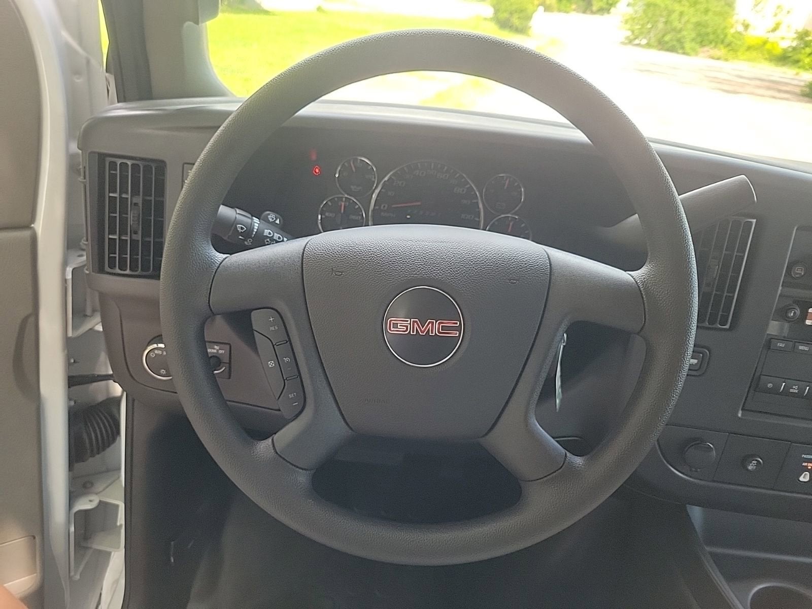 2025 GMC Savana Cargo Work Van