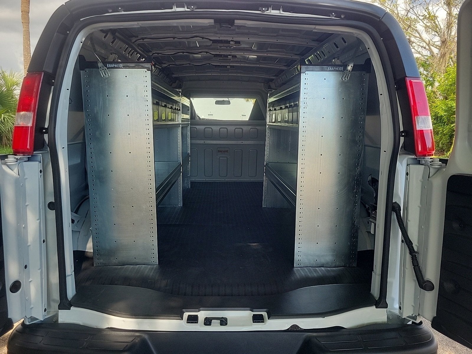 2025 GMC Savana Cargo 2500 Work Van