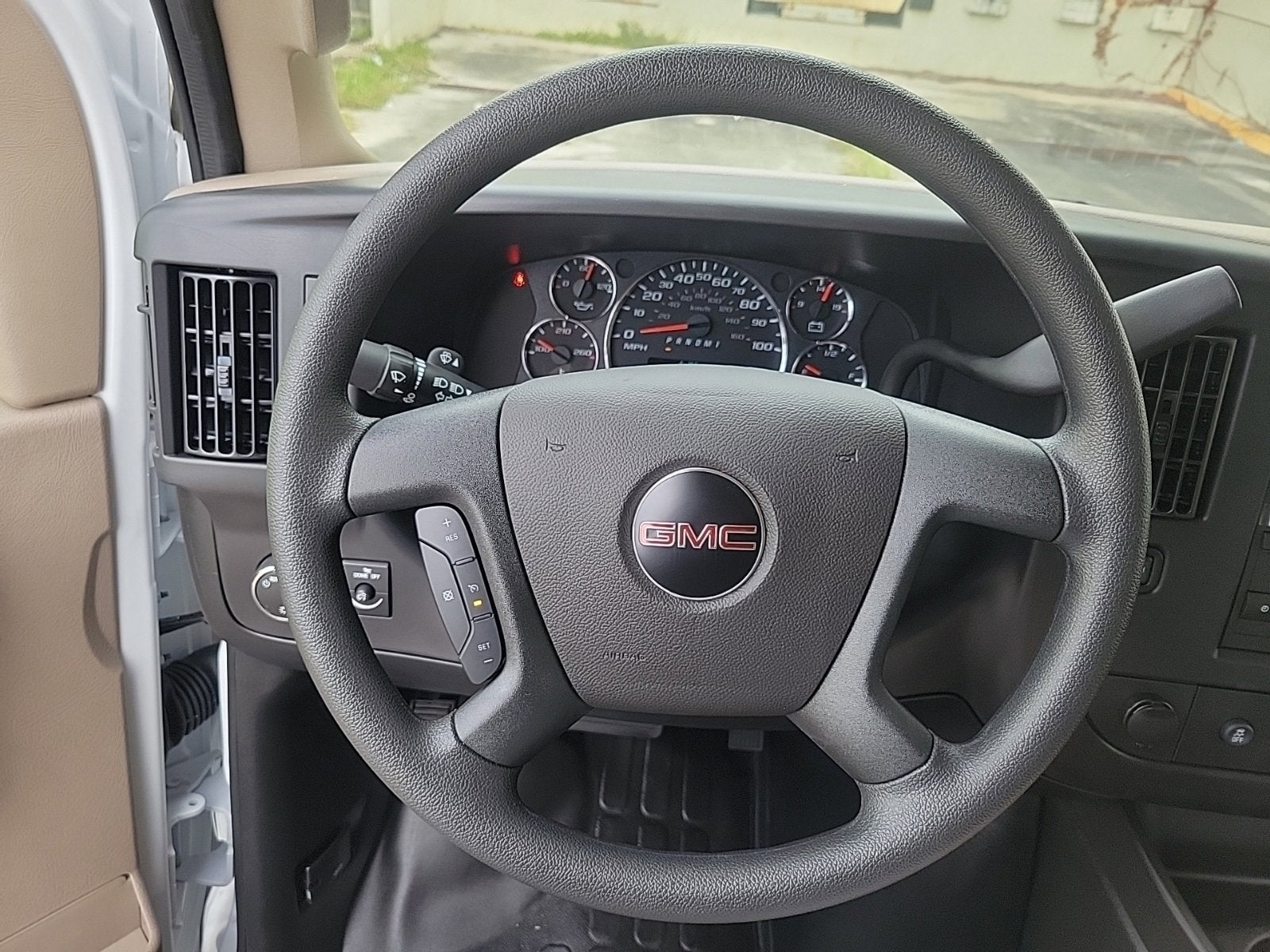 2025 GMC Savana Cargo 2500 Work Van