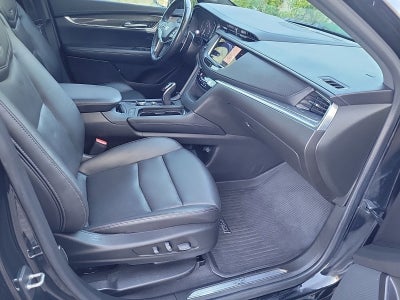 2022 Cadillac XT5 Sport