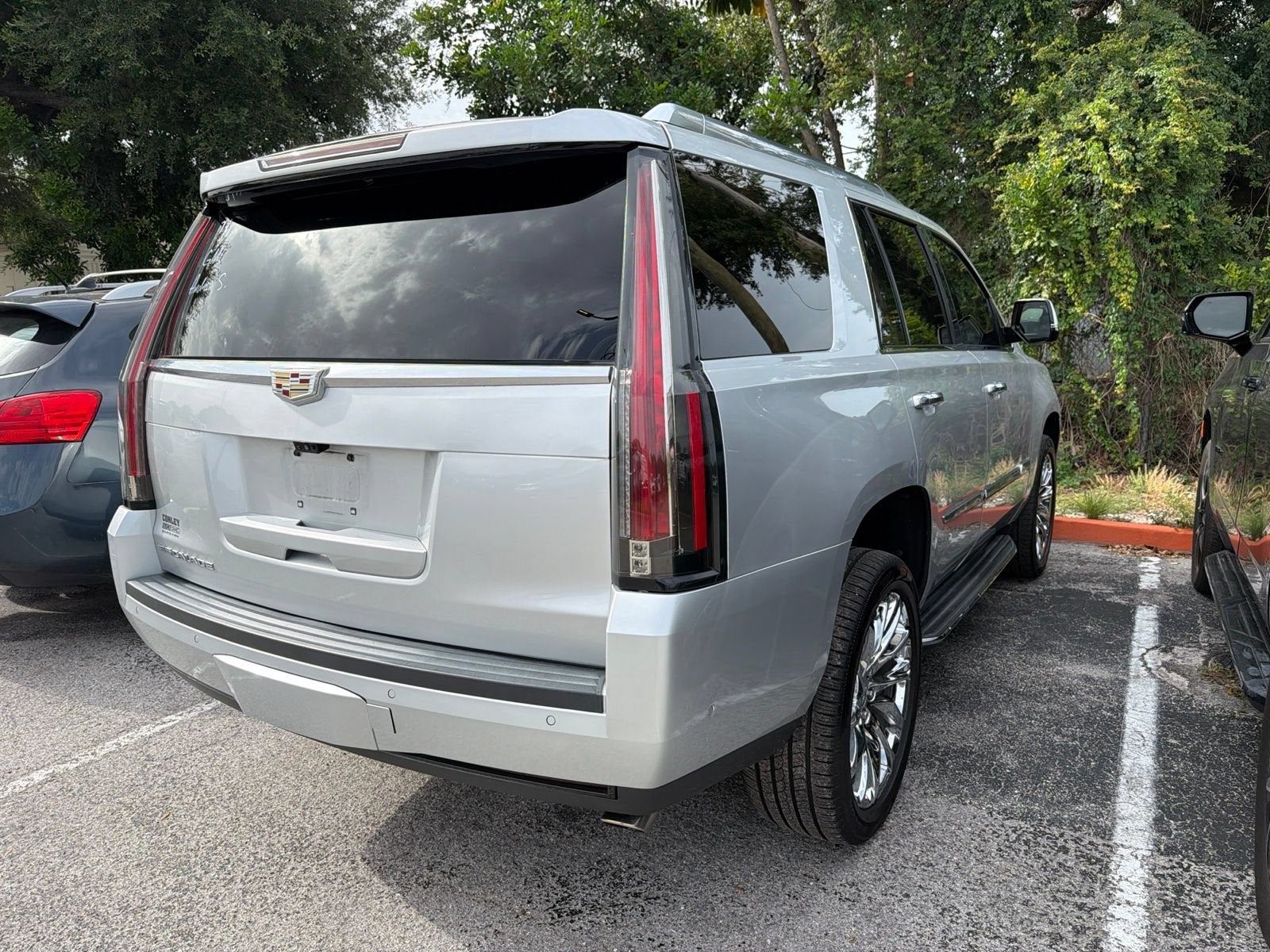 2020 Cadillac Escalade Luxury