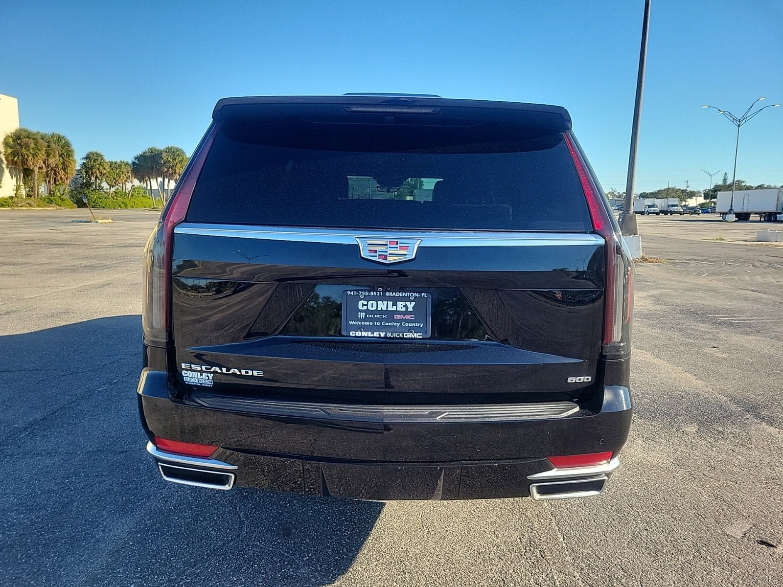 2022 Cadillac Escalade ESV Premium Luxury