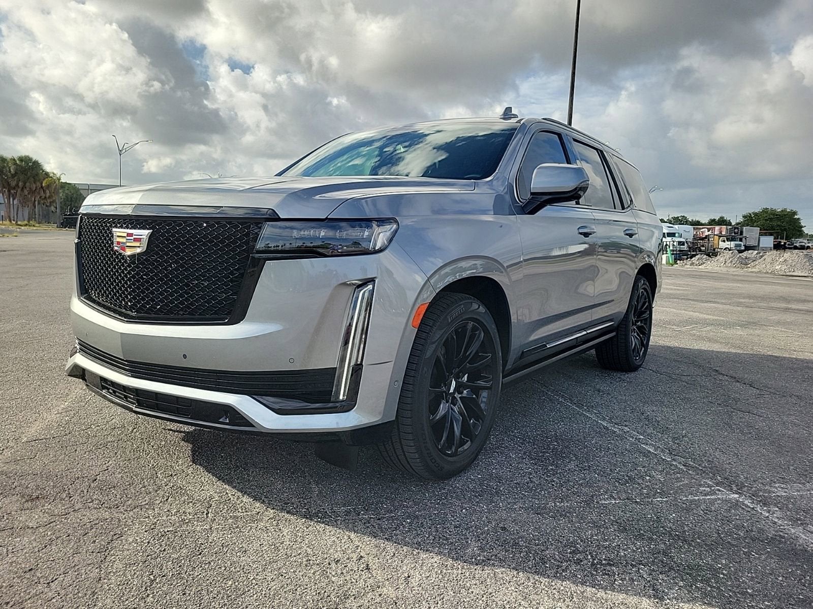 2023 Cadillac Escalade Sport