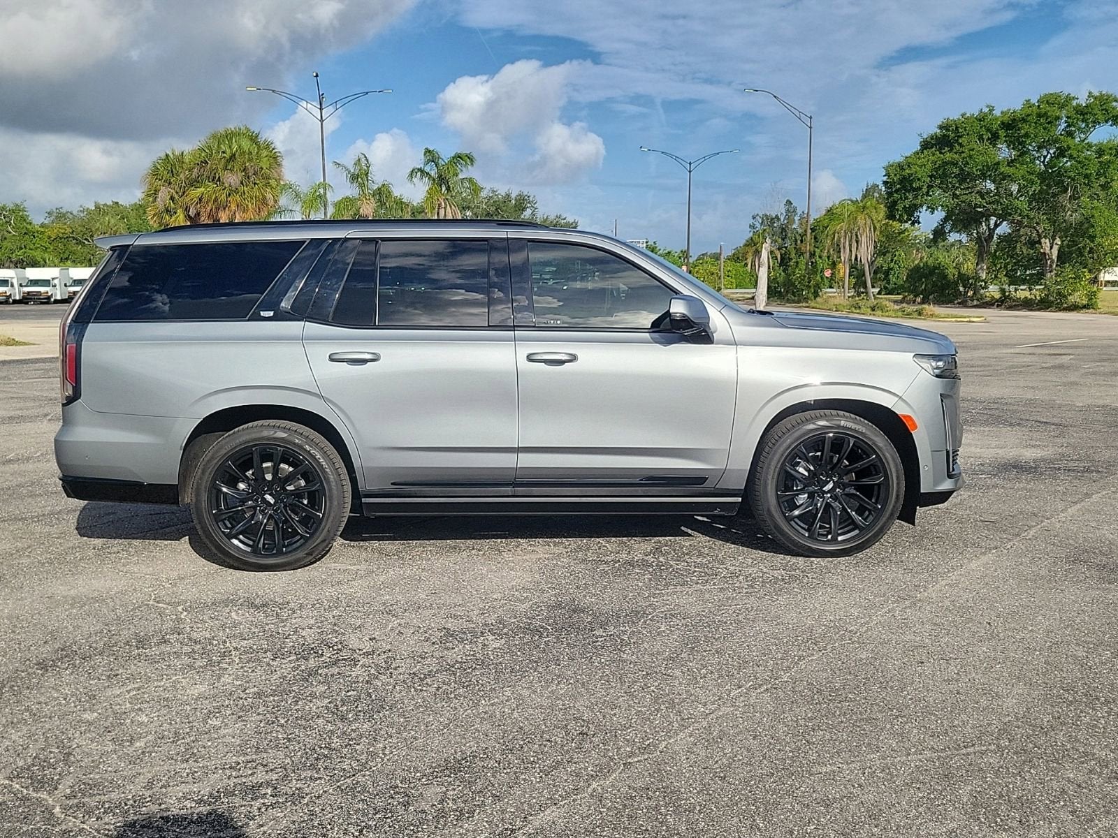 2023 Cadillac Escalade Sport
