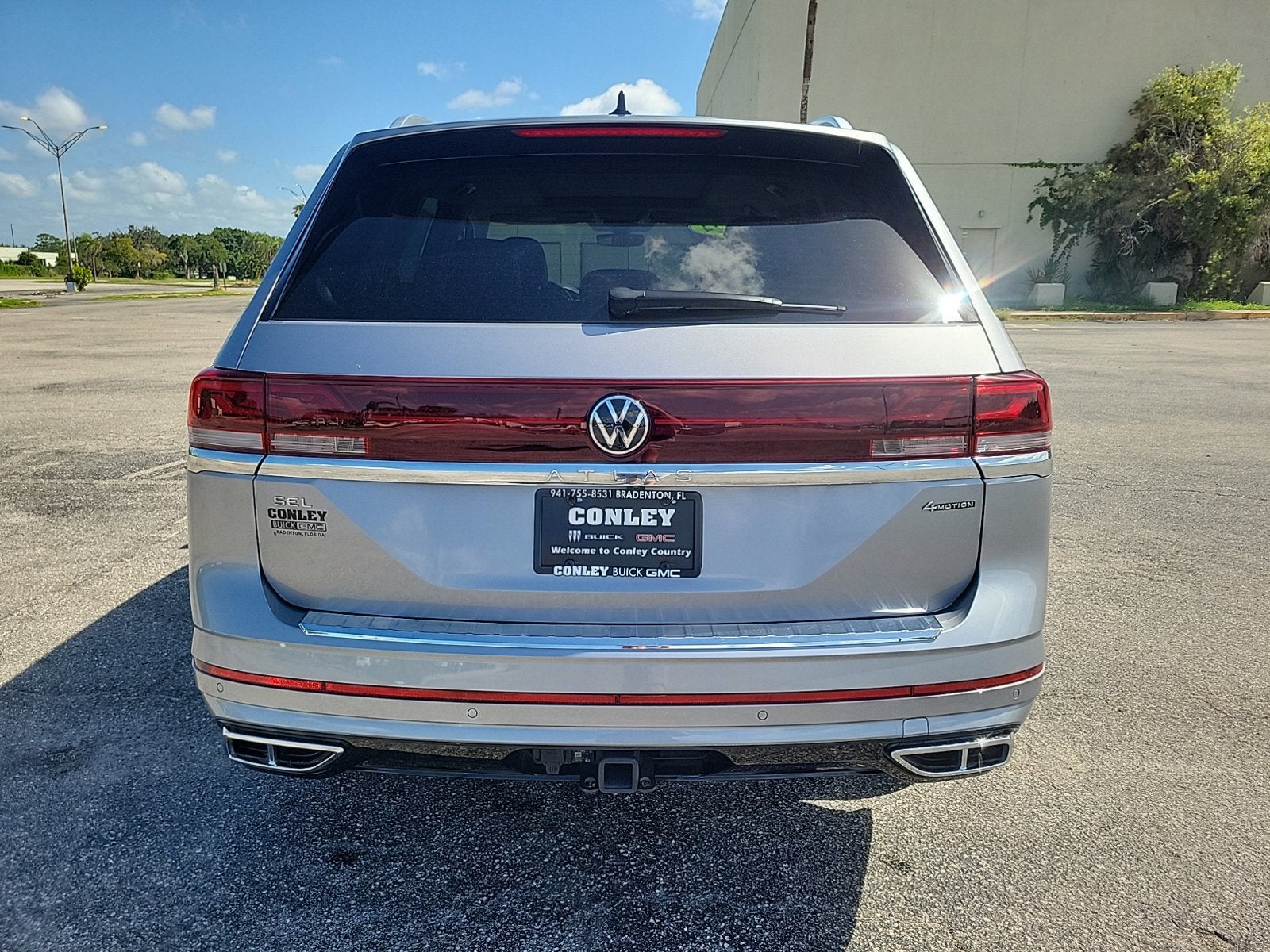 2024 Volkswagen Atlas 2.0T SEL Premium R-Line