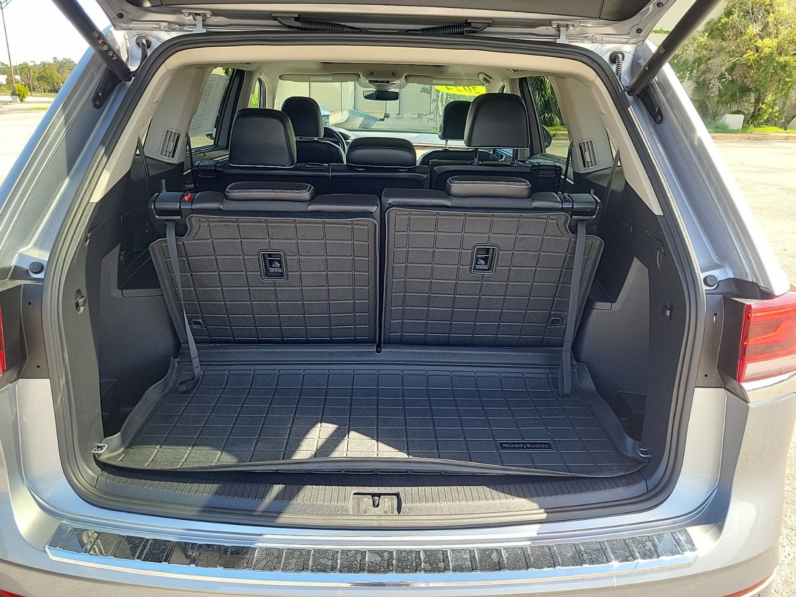 2024 Volkswagen Atlas 2.0T SEL Premium R-Line