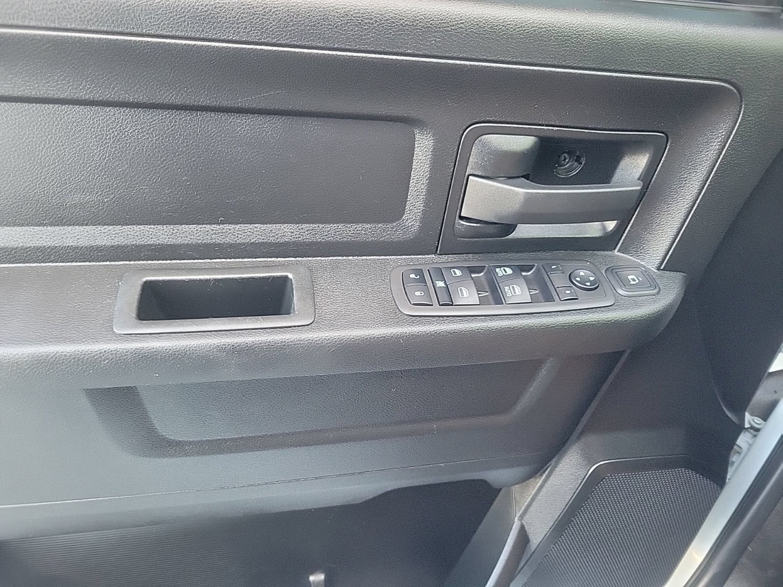 2024 RAM 3500 Tradesman Crew Cab 4x4 6'4" Box