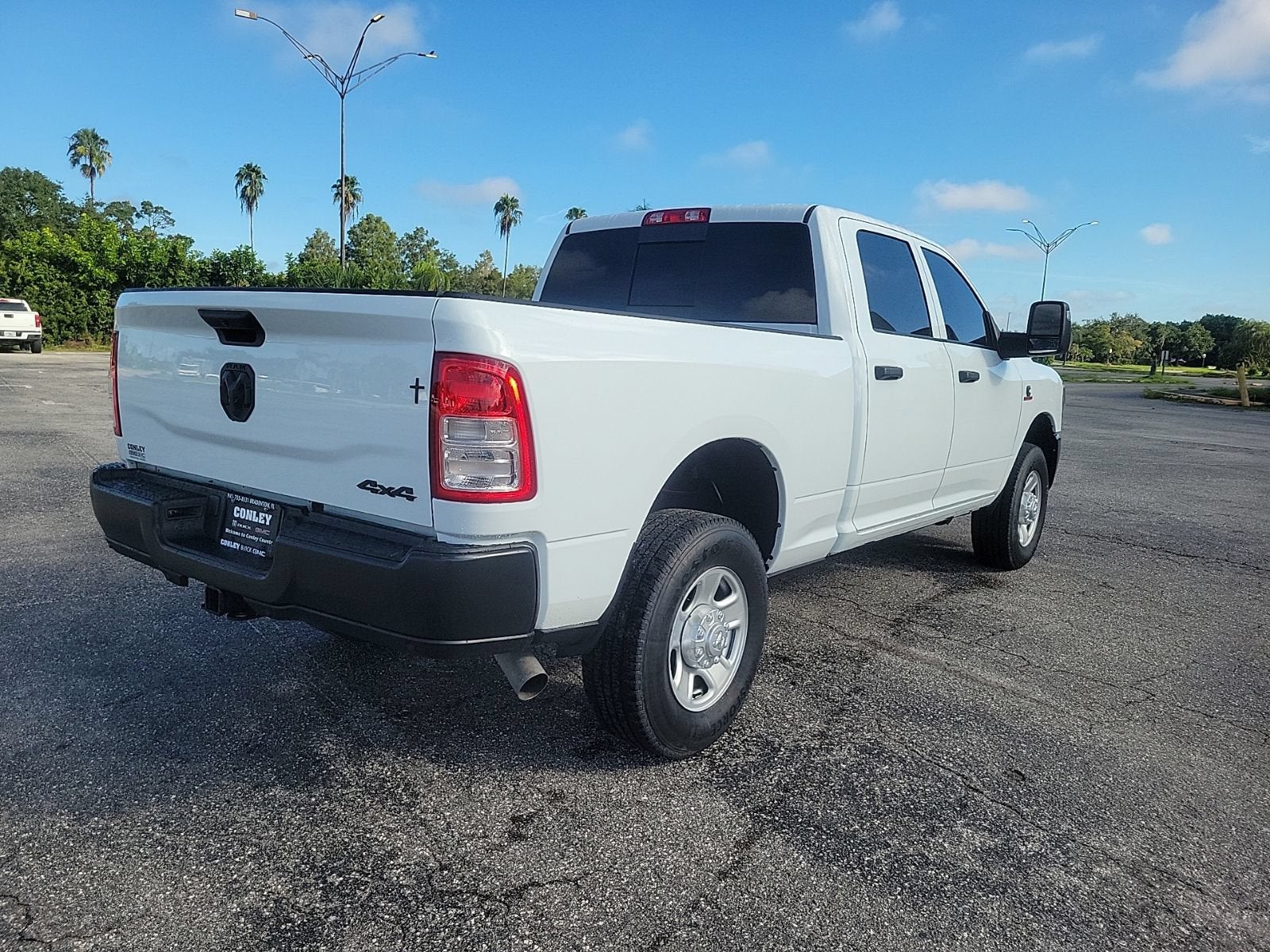 2024 RAM 3500 Tradesman Crew Cab 4x4 6'4" Box
