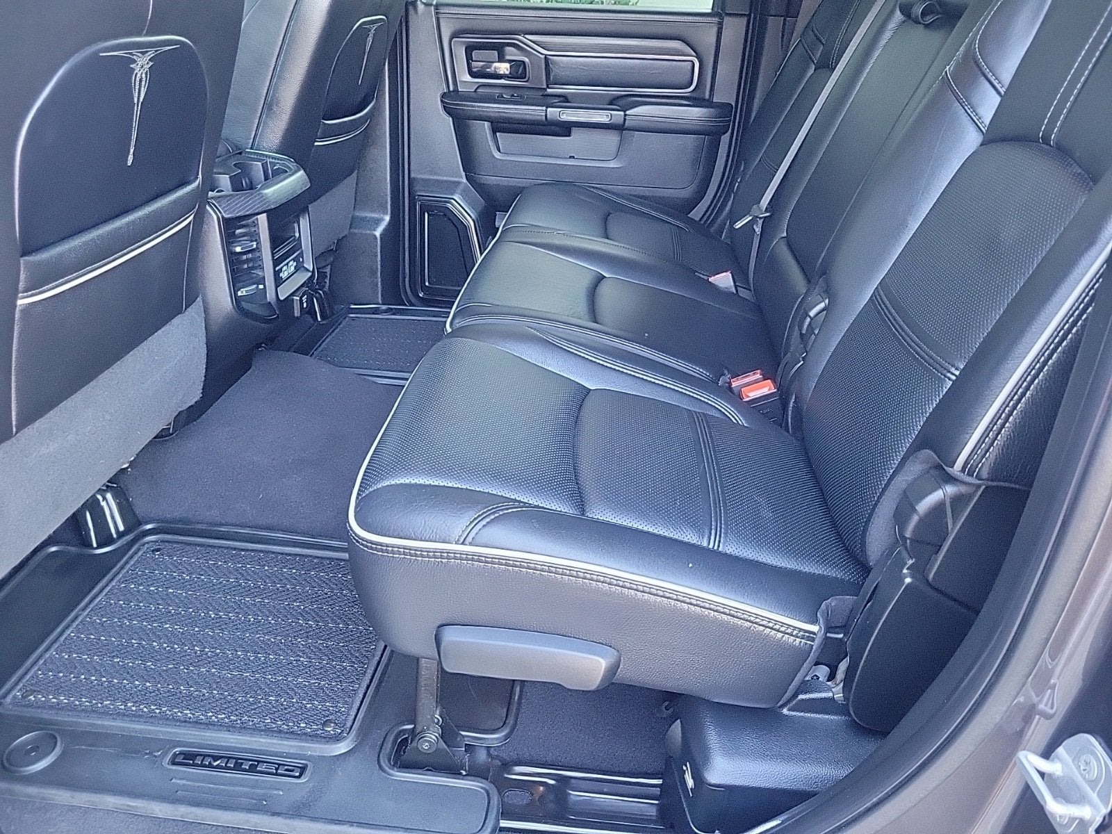 2022 RAM 3500 Limited