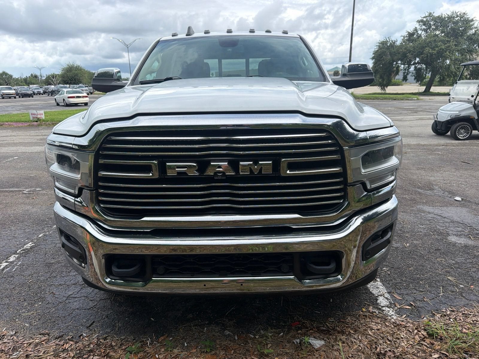 2022 RAM 3500 Laramie Crew Cab 4x4 8' Box
