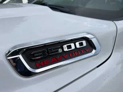 2022 RAM 3500 Laramie Crew Cab 4x4 8' Box