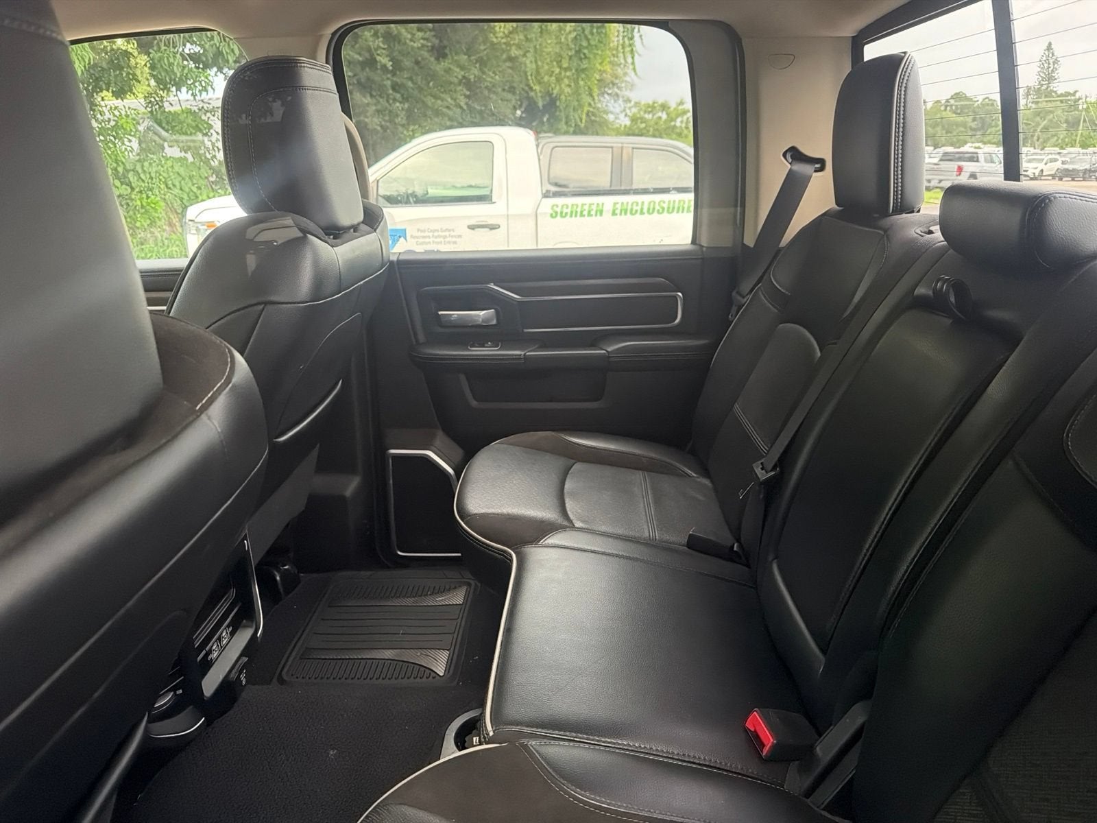 2022 RAM 3500 Laramie Crew Cab 4x4 8' Box