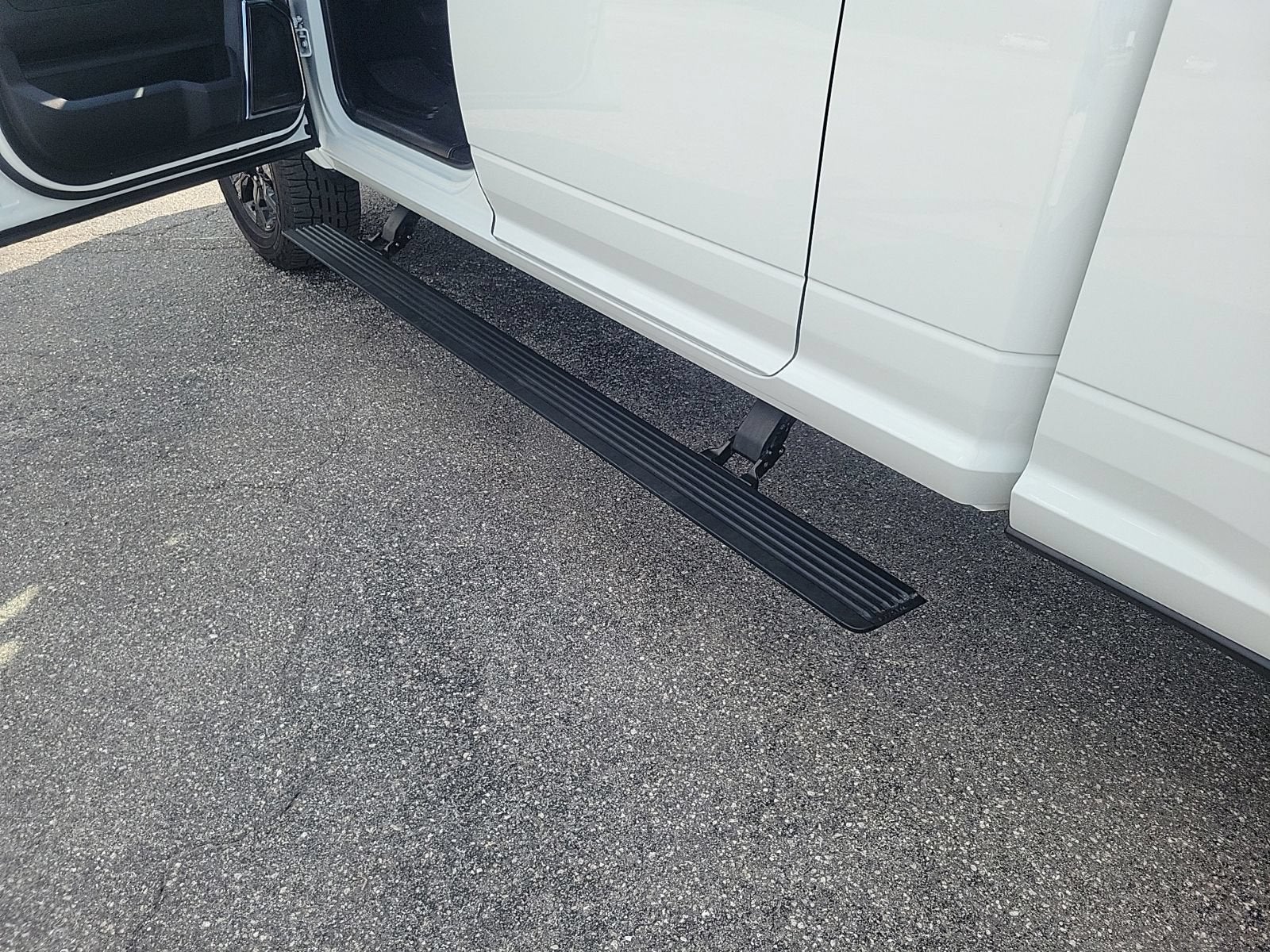 2024 RAM 2500 Limited Mega Cab 4x4 6'4" Box