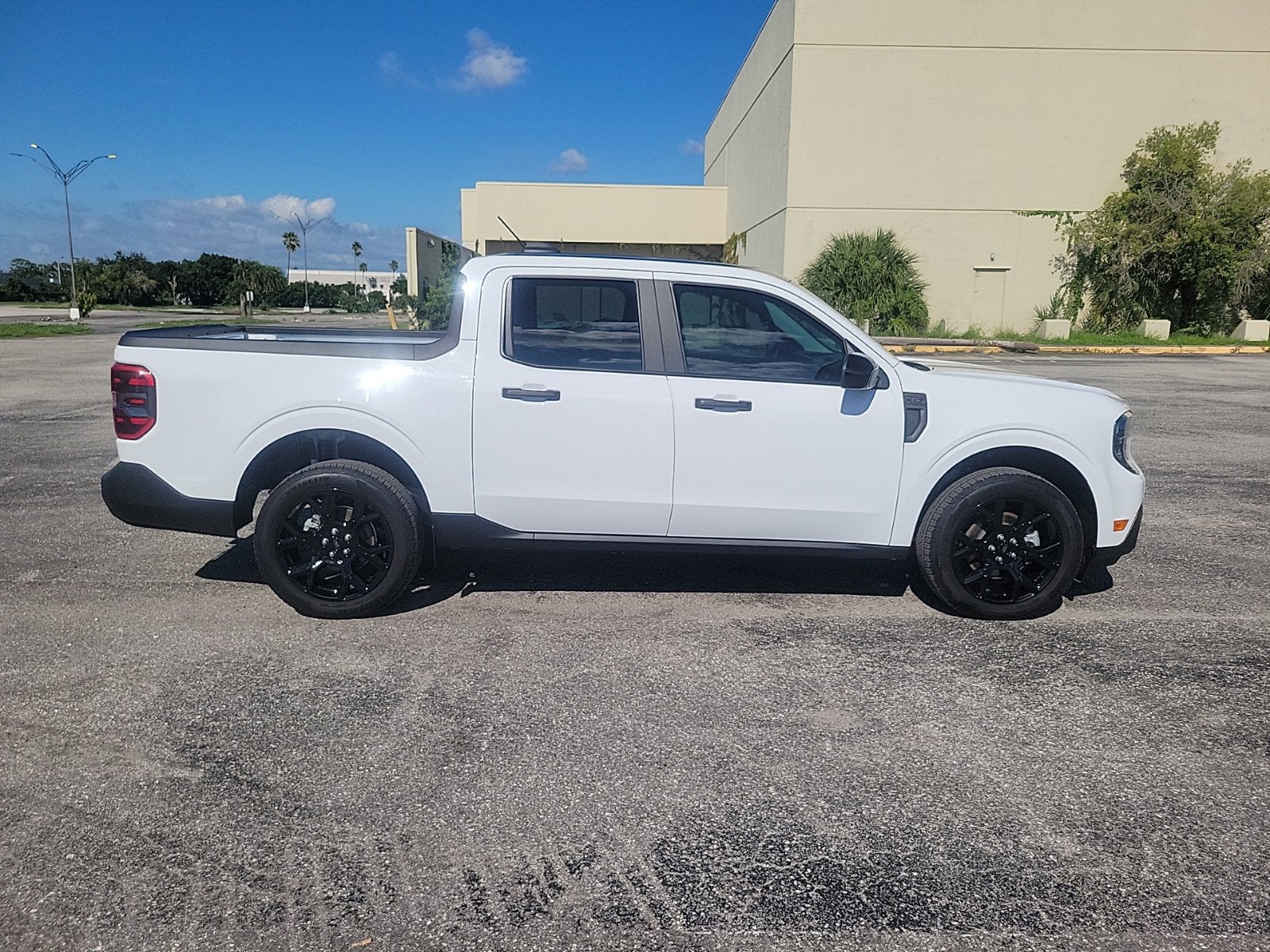 2025 Ford Maverick XLT