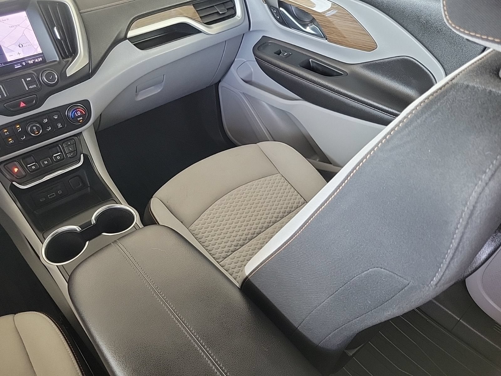 2021 GMC Terrain SLE - Photo 16