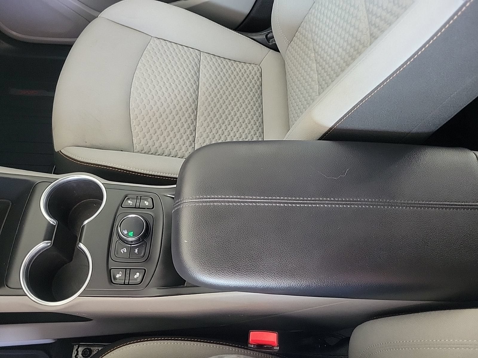 2021 GMC Terrain SLE - Photo 21