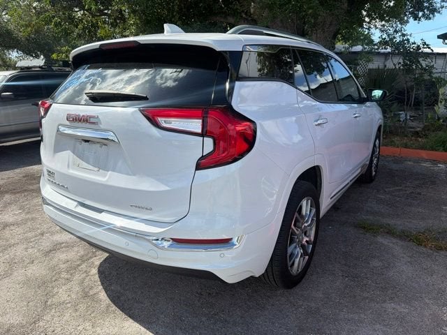 2023 GMC Terrain Denali