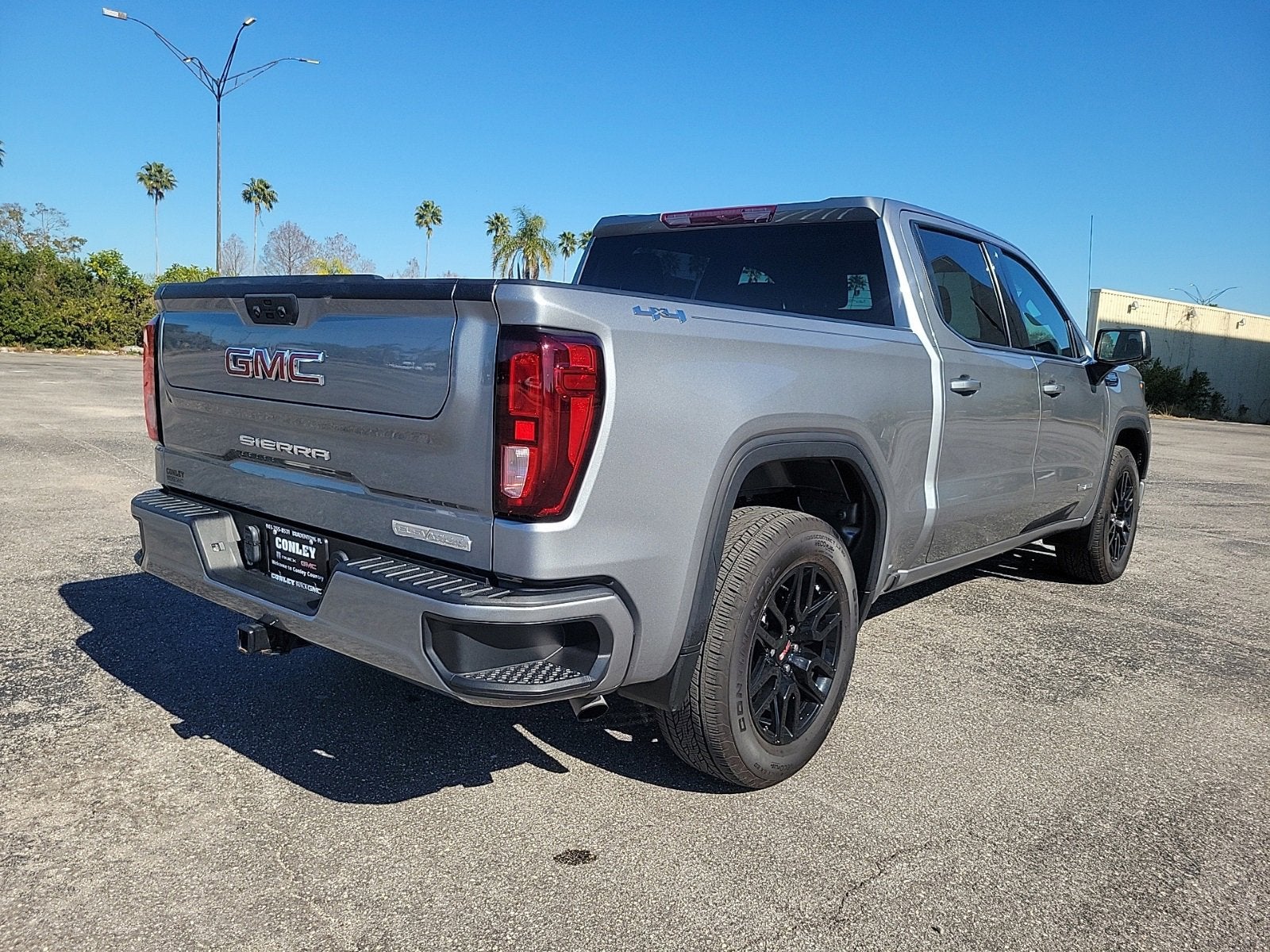 2023 GMC Sierra 1500 Elevation