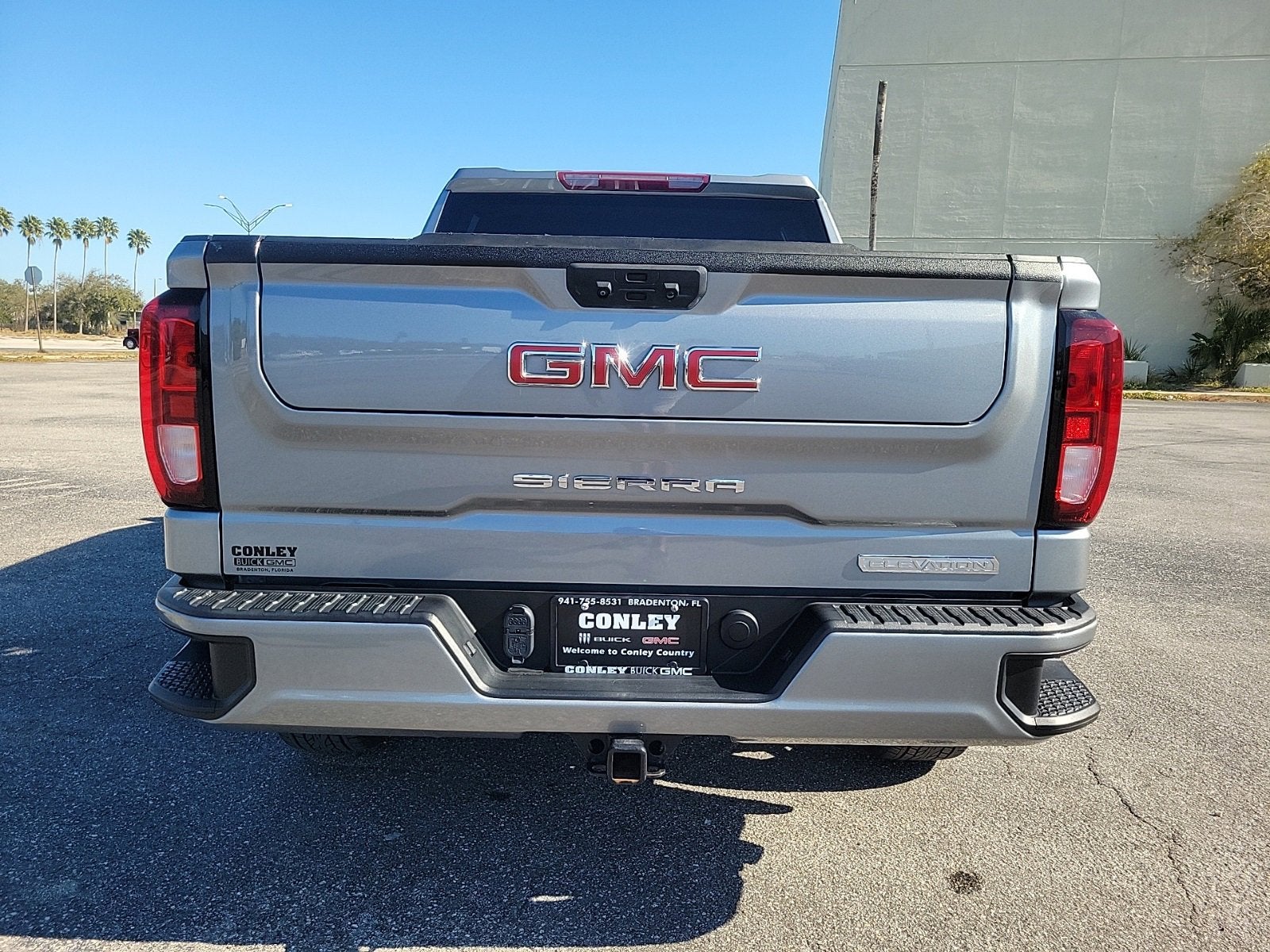 2023 GMC Sierra 1500 Elevation