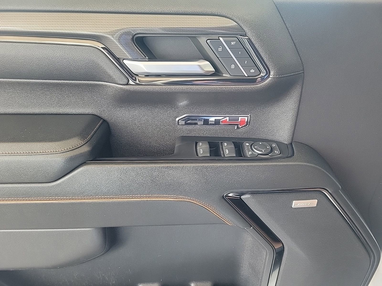 2023 GMC Sierra 1500 AT4