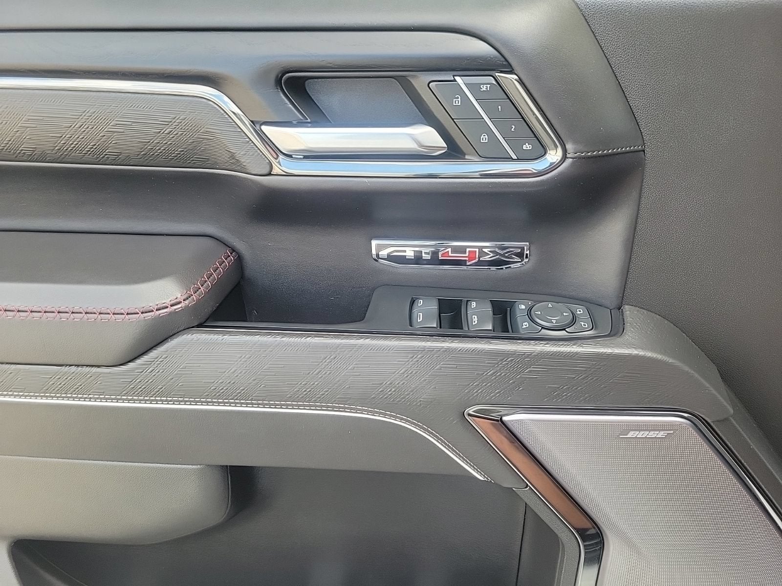2024 GMC Sierra 1500 AT4X