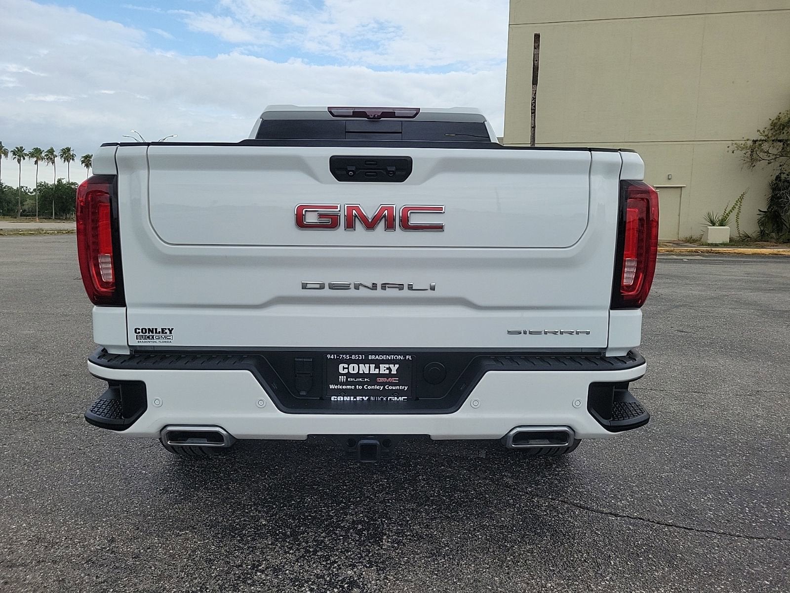 2023 GMC Sierra 1500 Denali