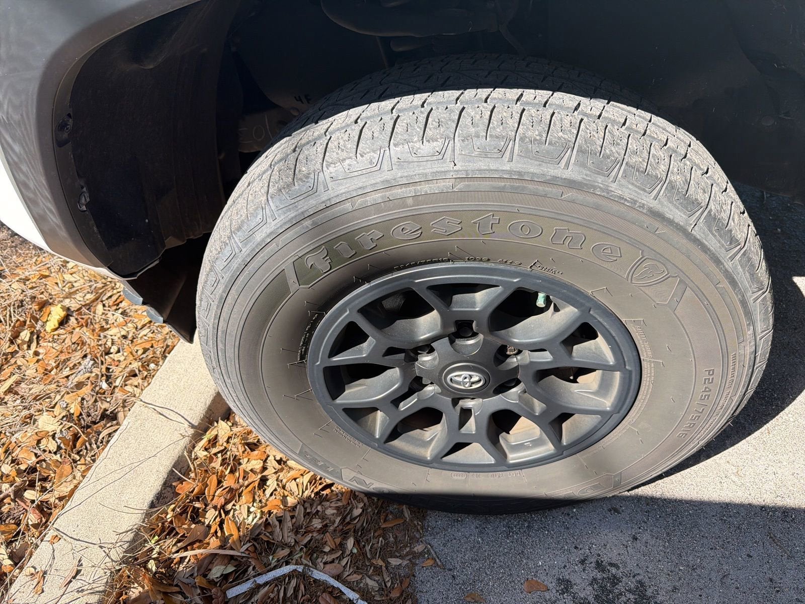 2022 Toyota Tacoma SR V6