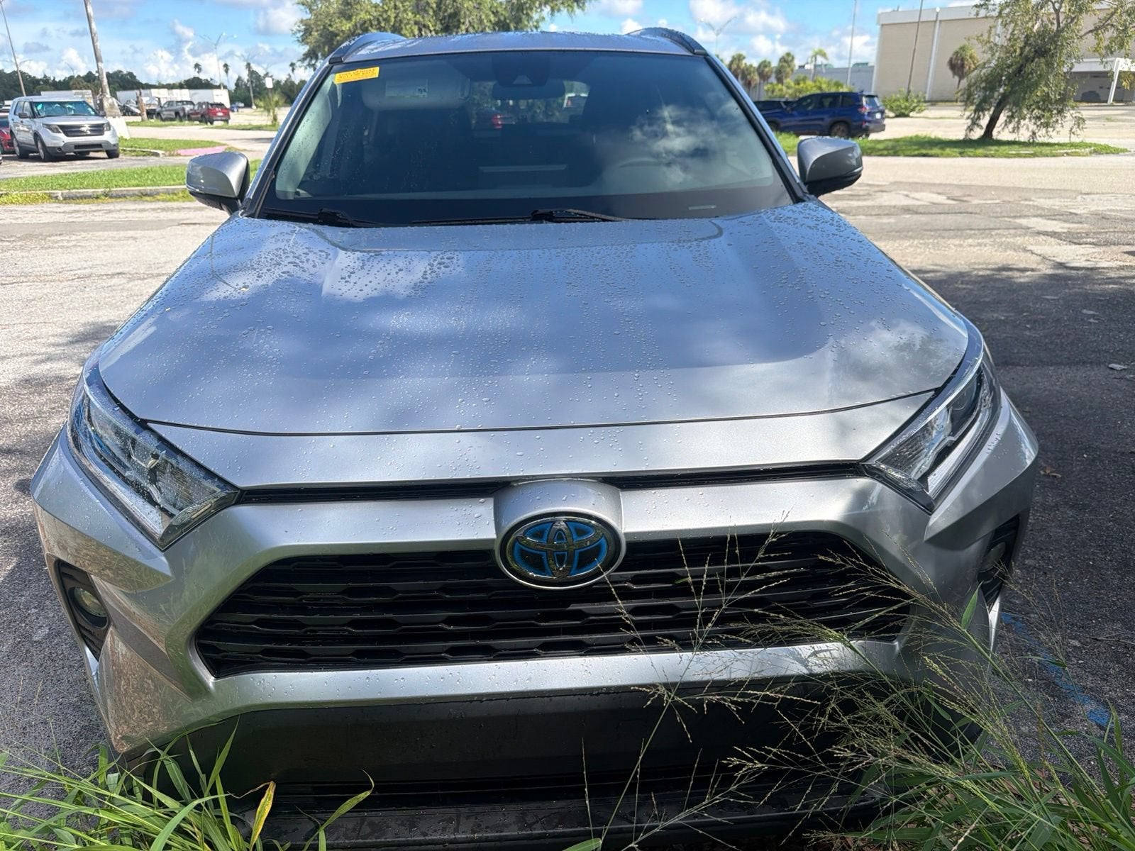 2021 Toyota RAV4 Hybrid XLE