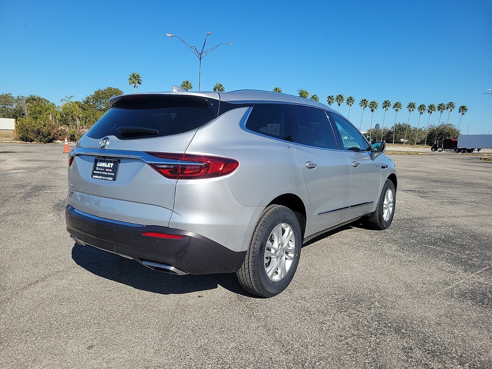 2021 Buick Enclave Essence