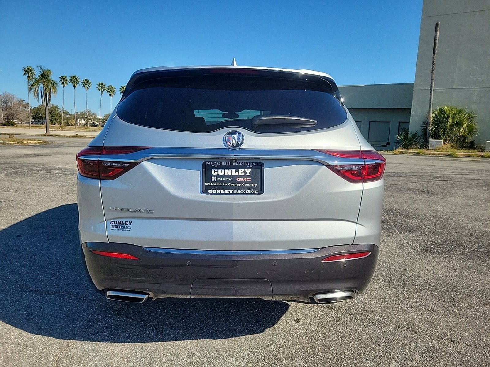 2021 Buick Enclave Essence